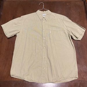 Men’s XL, Columbia button up, short sleeve, Green and Cream plaid